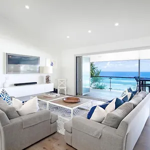 Holiday home Ocean Panorama With Private Pool!, Noosa Heads